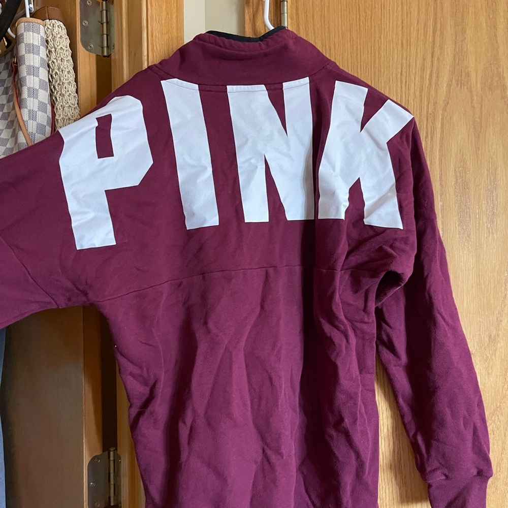 PINK sweatshirt size medium, perfect condition